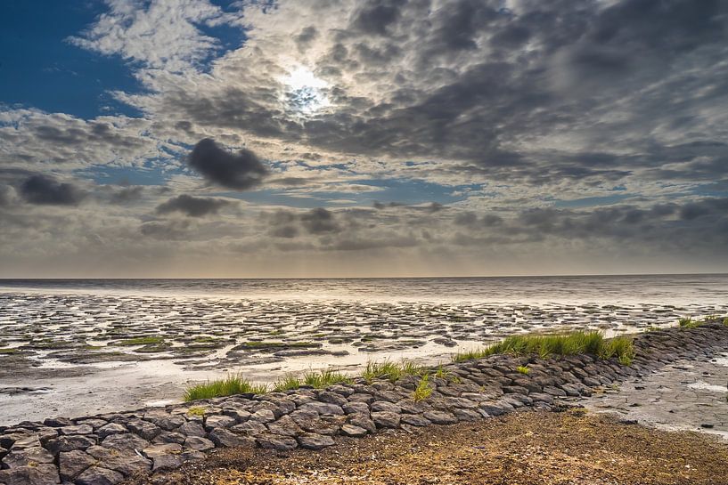 Prachtige wolkenlucht in het Waddengebied van Goffe Jensma