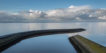 Roptazijl lock mouth on a windless November afternoon by Harrie Muis
