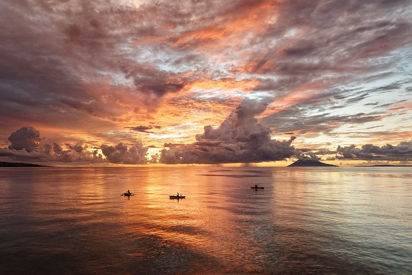 Abendrot in Sulawesi von Ralf Lehmann