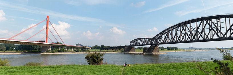 Duisburg bridges by Richard Wareham