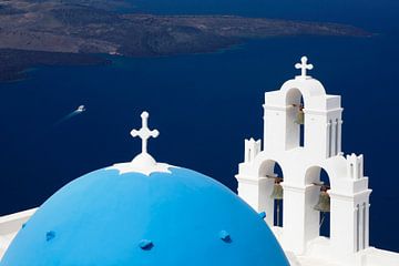Église au-dessus de la mer Égée, Santorin, Cyclades, Grèce sur Markus Lange