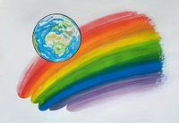 Regenboog in een ronde boog om de wereld
