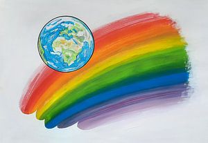 Regenboog in een ronde boog om de wereld
