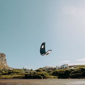 Kitesurfer with superloop 2 by Andy Troy