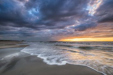 Storm during sunset - Terschelling North Sea beach by Jurjen Veerman