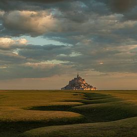 Sunrise at Mont Saint-Michel by Ilya Korzelius