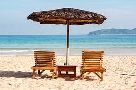 Under a Ratan sky by Coastology