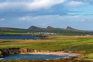 The Three Sisters, Clogher Head, Ierland van Huub de Bresser