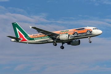 Alitalia Airbus A320-200 in Jeep Renegade livery.