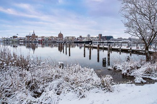 View over the Warnow to the Hanseatic city of Rostock in winter