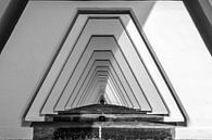 Perspectief in zwart wit, van de Pijlers van de Zeelandbrug van Arie Jan van Termeij thumbnail