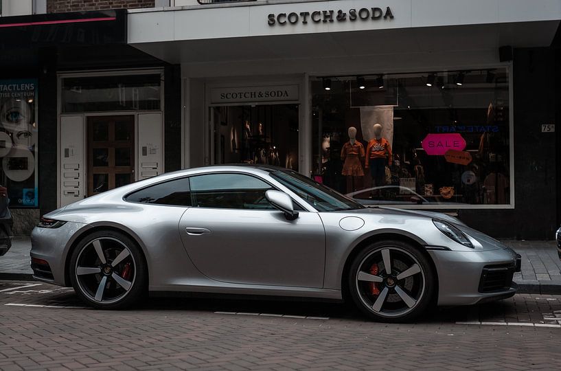 Silver Porsche 991 by Koen Verburg