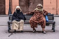 Twee vrouwen in Marrakech
