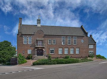 Oude raadshuis gemeente Arkel by Rens Marskamp