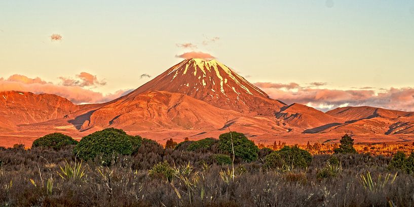 Sunrise at Mt. Tongariro by Stefan Havadi-Nagy