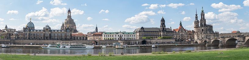 Panorama Dresden by Richard Wareham