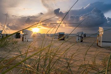 Beach chairs on Sahlenburg beach by cux-motive.de