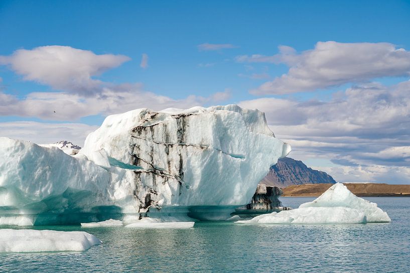 Der See Jökulsárlón in Island von Tim Vlielander