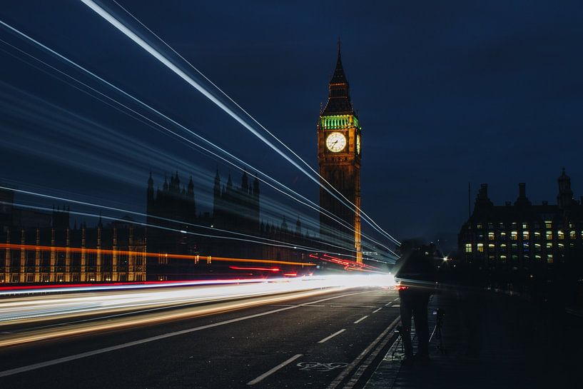 London by Hello Pompoyo