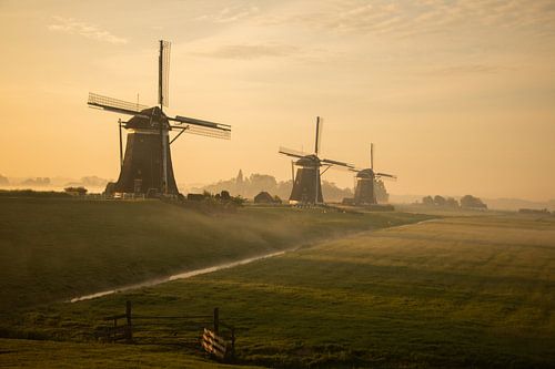 Zonsopkomst bij de drie molens