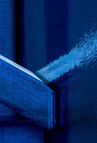 moderne abstracte fotografie in blauwtinten van Arjan Keers