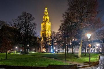 Martinikerkhof Groningen bij avond