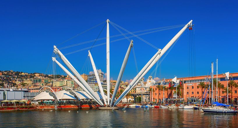 BIGO - is a panoramic lift in Genoa, Italy. by Yevgen Belich