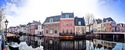 Nieuwe Rijn Panorama Leiden Nederland