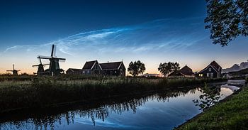 NLC (Lichtende Nachtwolken) Zaanse Schans
