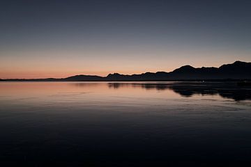Silence matinal au bord du lac VII