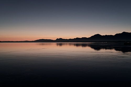 Ochtendrust op het meer VII van artpictures.de