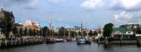 Veerhaven gezien vanaf de Nieuwe Maas