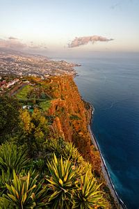 Abendlicht über der Südküste Madeiras, Blick vom Cabo Girão