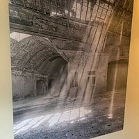 Klantfoto: Verlaten plekken: Sphinx fabriek Maastricht lichtstralen van Olaf Kramer, op hd metal