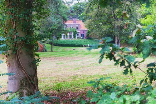 Huis Beerze gelegen op het landgoed Beerze