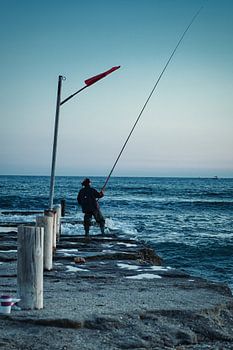 Pêcheur authentique à la recherche de sa prise
