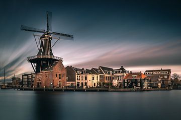 Mill De Adriaan by Ernesto Schats