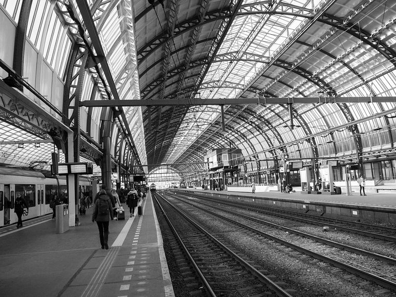 Gare centrale d'Amsterdam par Martijn Tilroe
