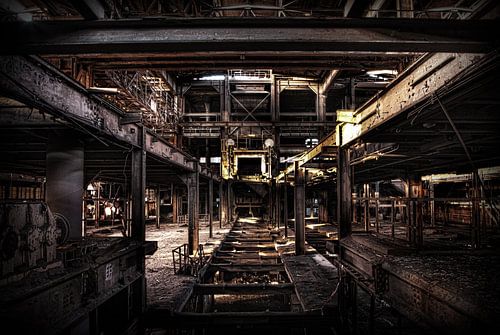 usine d'agglomération abandonnée sur Eus Driessen