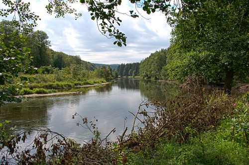 de rivier semois bij de  belgische plaats Bouillon