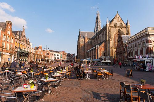 Haarlem Netherlands Grote markt met de Bavokerk
