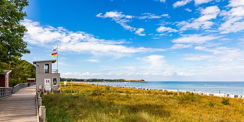 Panoramastrand in de Oostzeebadplaats Boltenhagen aan de Oostzee