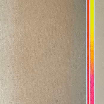 Fuse – Neon-Streifen-Poster in Rosa und Gelb, quadratisch