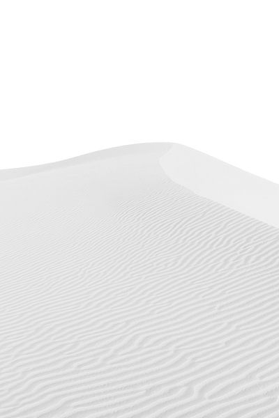 Pattern of a sand dune in the Sahara Desert in Mauritania by Photolovers reisfotografie