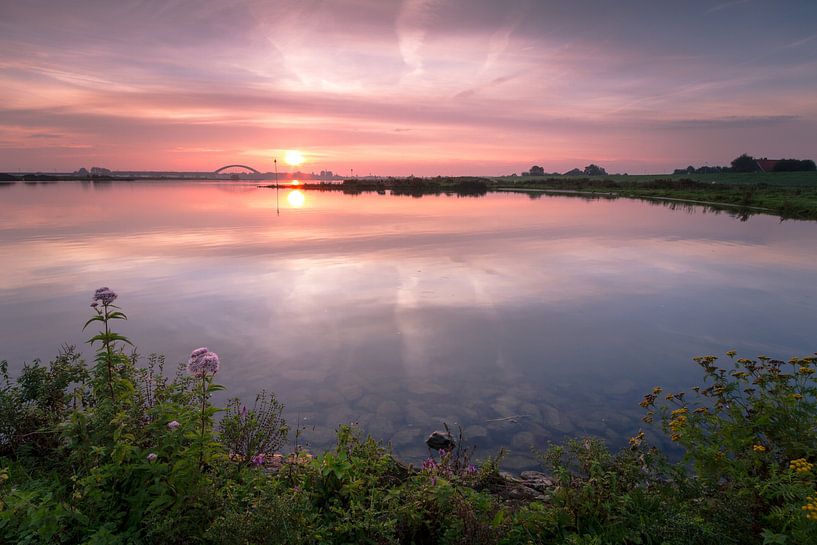 Silent Sunrise by Serge Sanramat