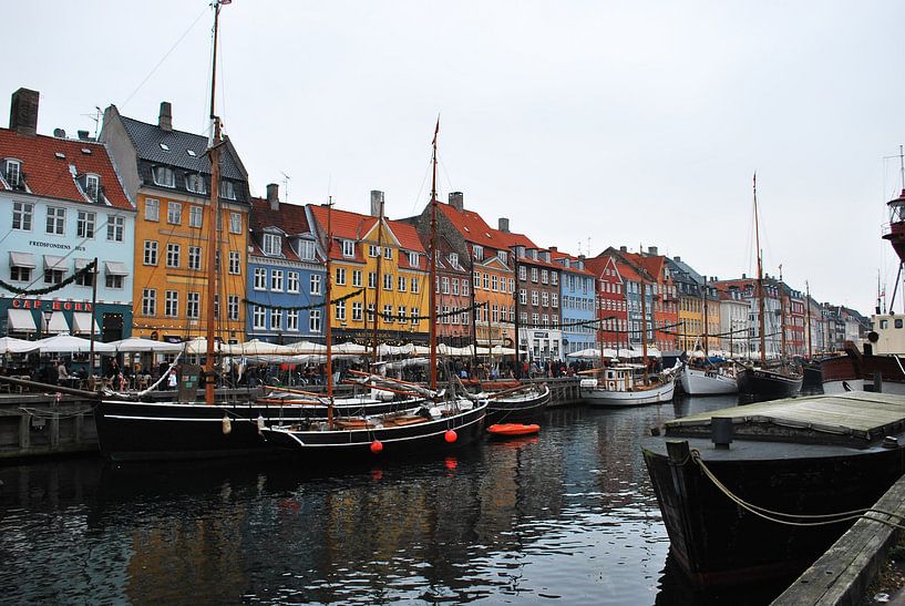 Skyline van Kopenhagen (Nyhavn) - Denemarken van Be More Outdoor