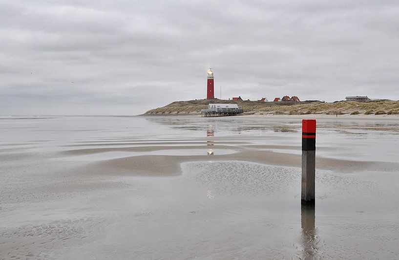 Lighthouse on Texel by Ronald Timmer