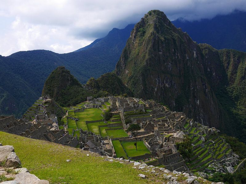 Machu Picchu by Hello Pompoyo