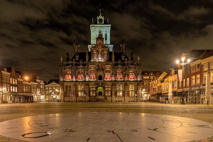 City Hall of Delft at night by Peter Voogd