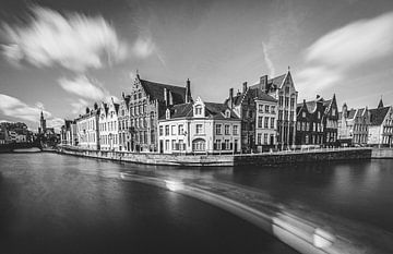 Bruges en noir et blanc sur Lisa Dumon